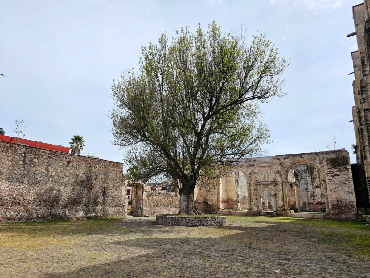 antiguo convento en el Pueblo Mágico de Zempoala 