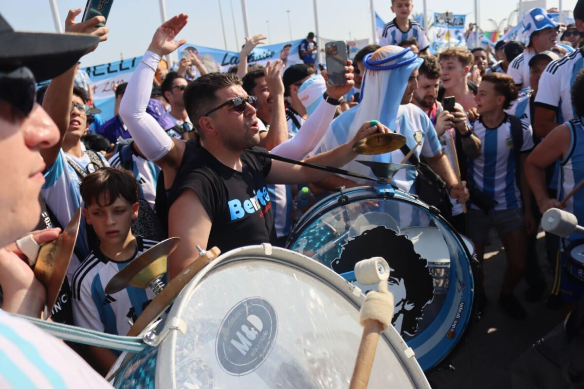 personas festejando el campeonato de Argetina 