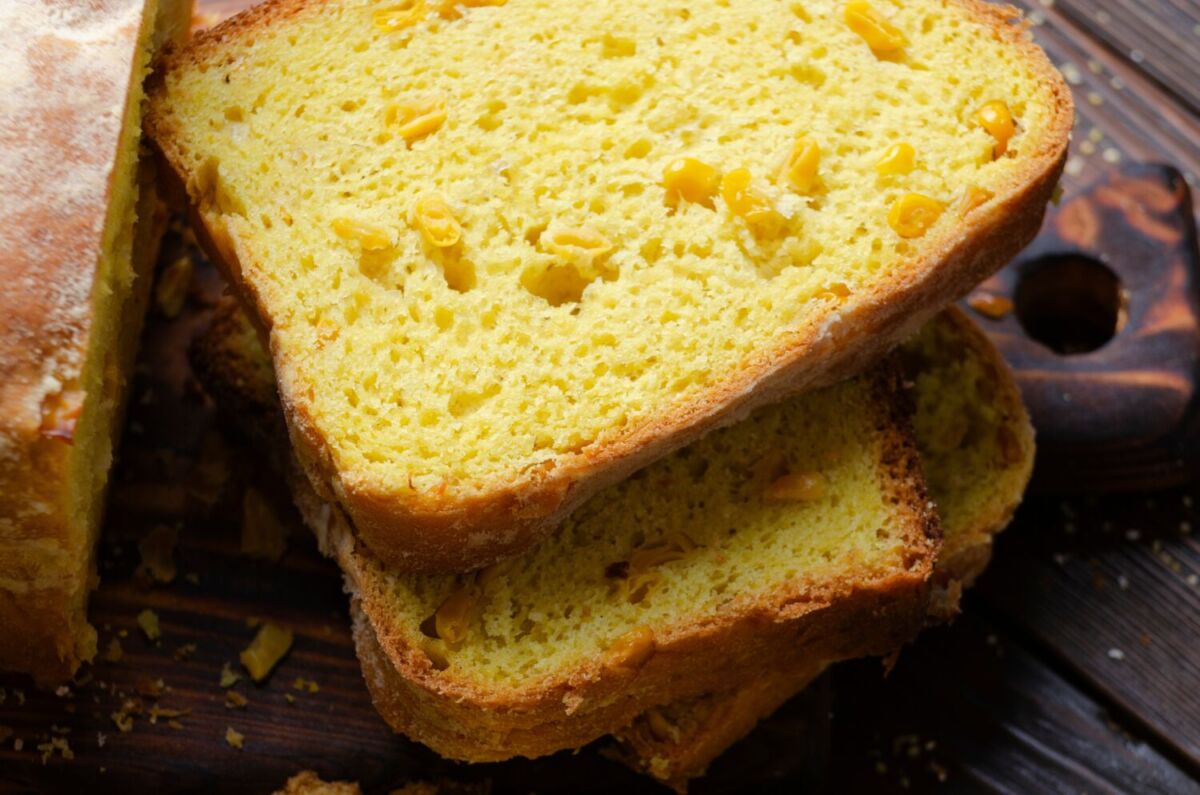Cómo hornear un panqué de elote en menos de una hora usando pocos ingredientes (la receta de los principiantes) 