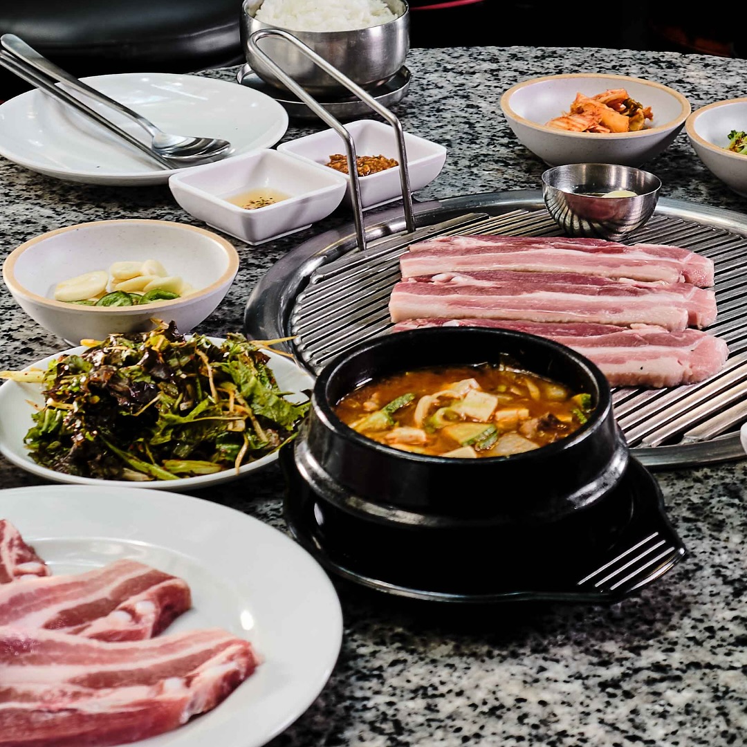 bbq coreano con carne y verduras