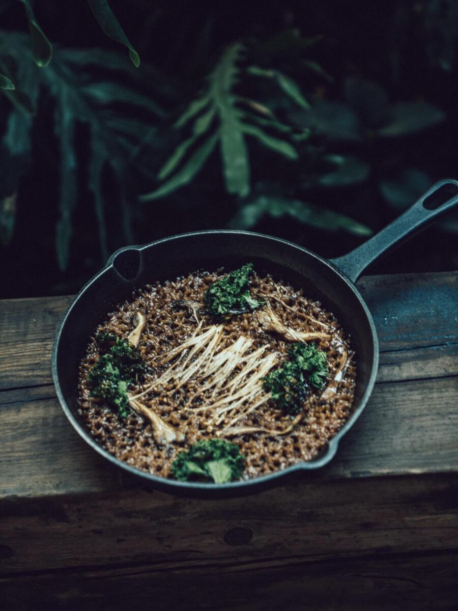 cazuela de arroz con hongos