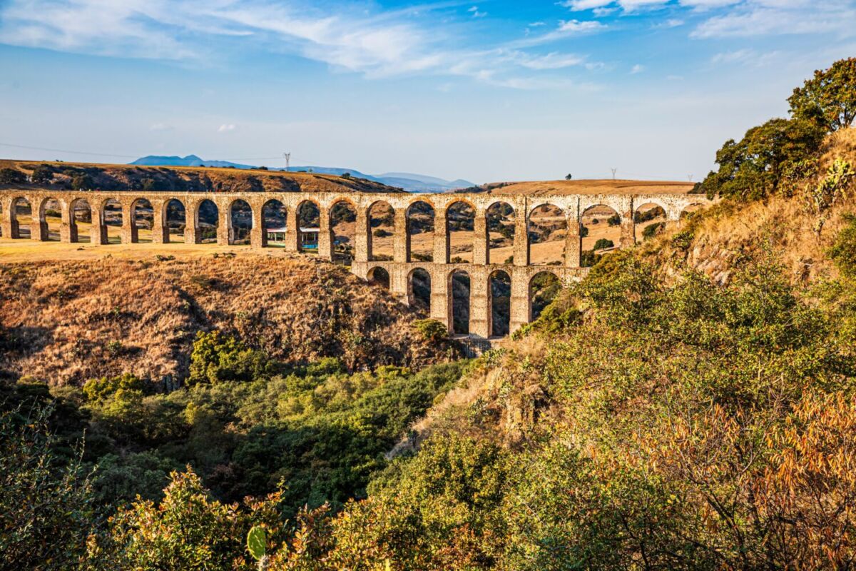 Arcos del sitio en Tepotzotlán