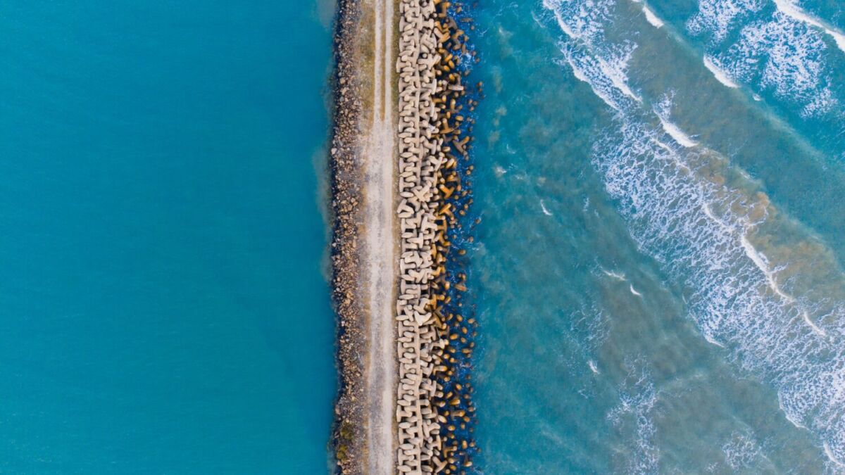 Paso entre lagunas y mar en el golfo