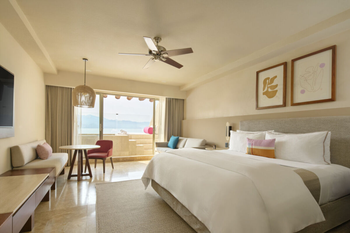 habitación de un hotel en la playa 