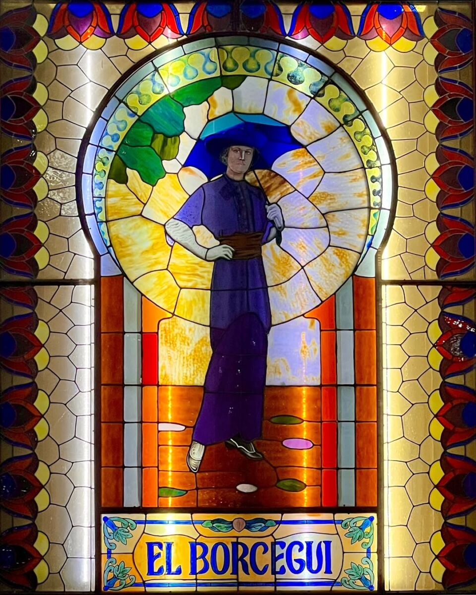 vitral de una antigua zapatería en la CDMX 