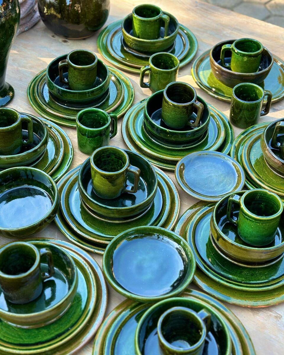 vajilla de barro verde de santa maría atzompa