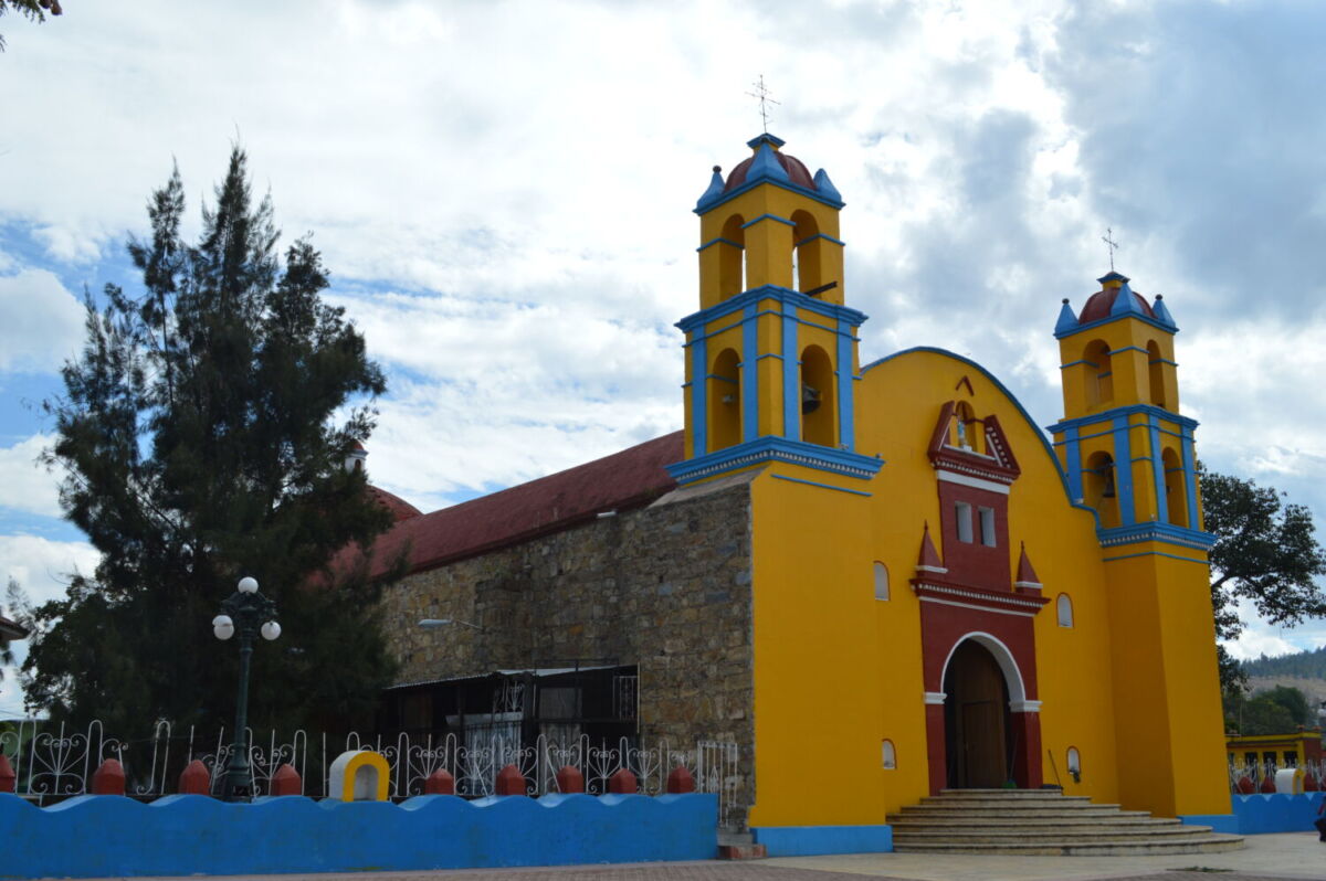 iglesia en santa maría atzompa