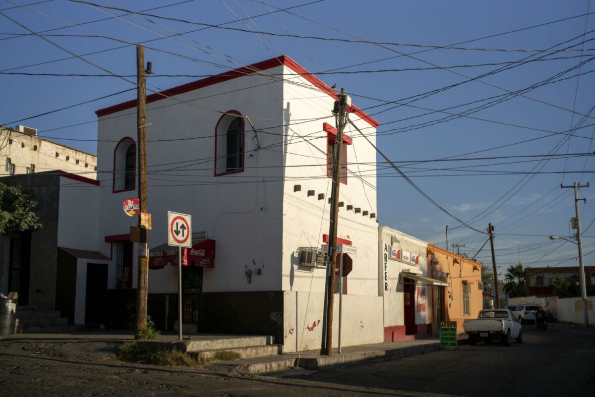 calle y casa típica en Hermosillo, Sonora