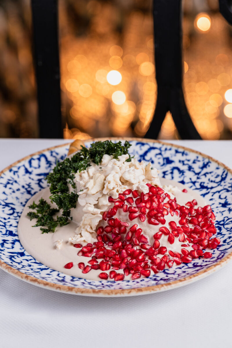 chile poblano bañado con nogada