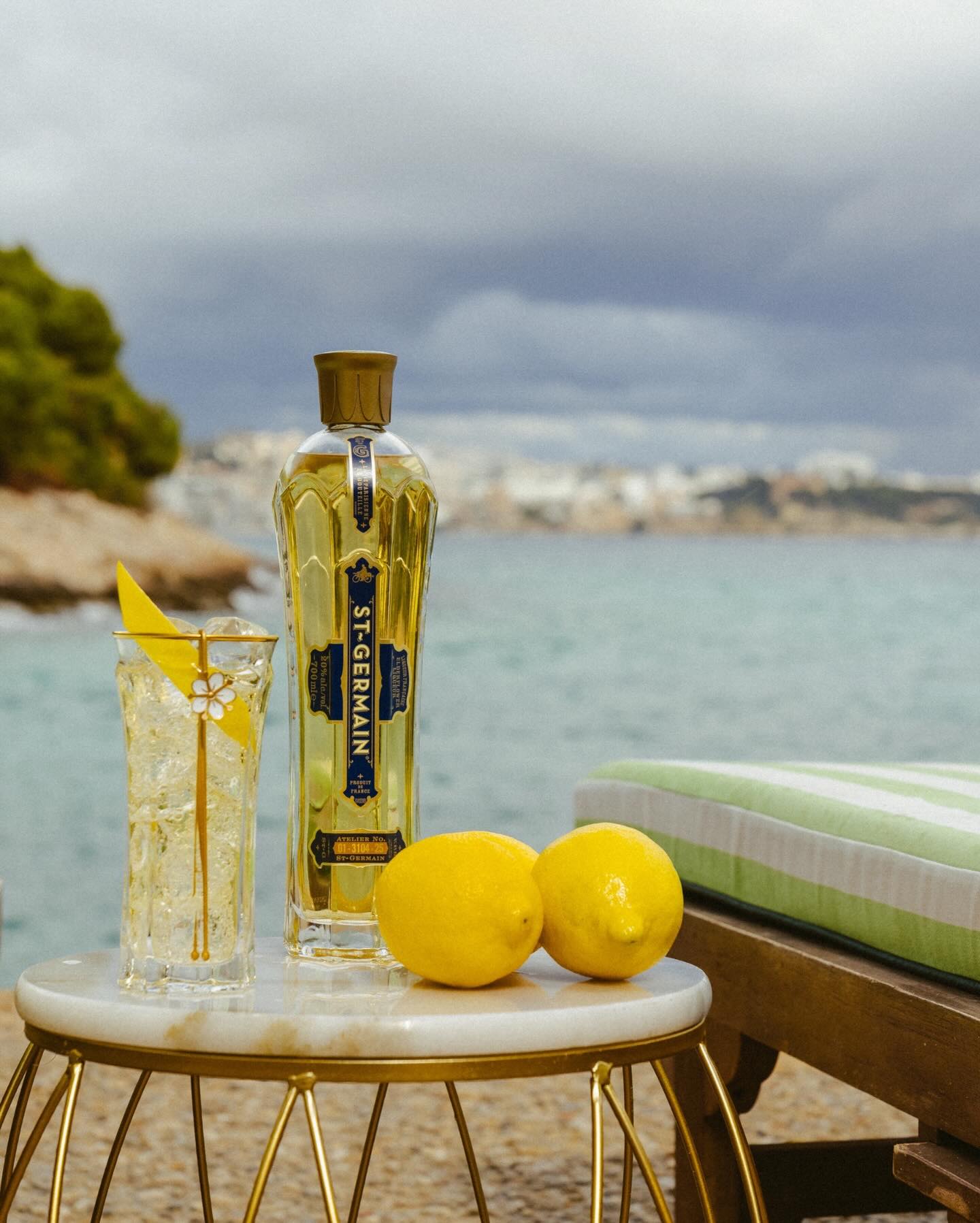 Cómo preparar un St-Germain Spritz en casa para sorprender a tus amigas en una noche de chicas Cómo preparar un St-Germain Spritz en casa para sorprender a tus amigas en una noche de chicas