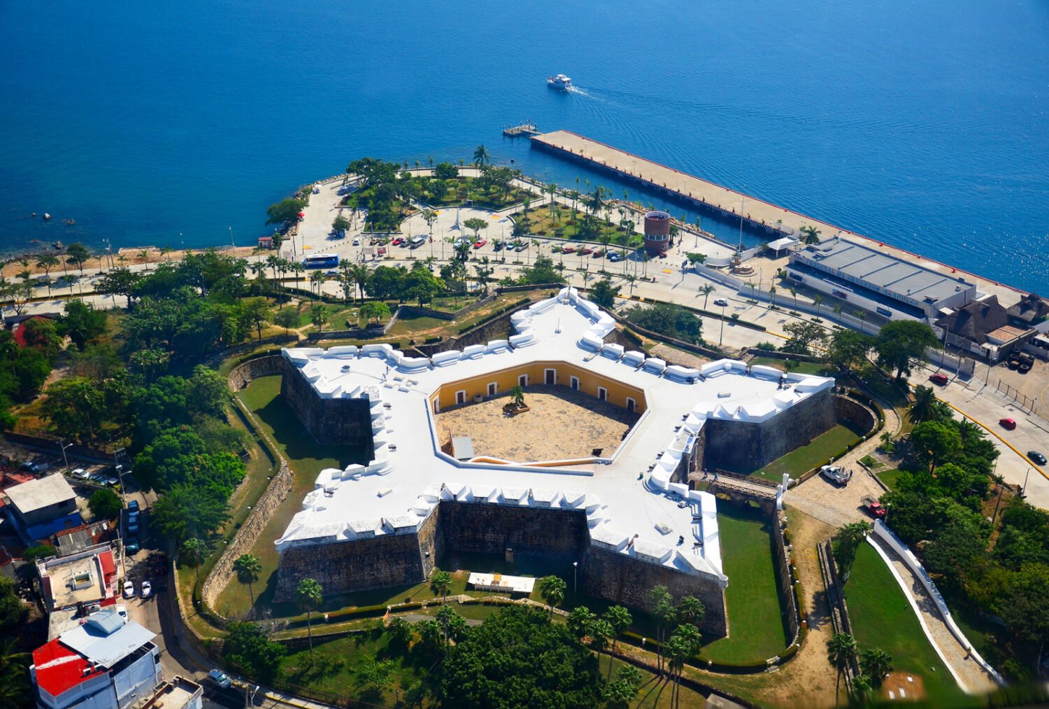 He ido a Acapulco todos los veranos y nunca había entrado a su museo más bonito que parece un castillo He ido a Acapulco todos los veranos y nunca había entrado a su museo más bonito que parece un castillo