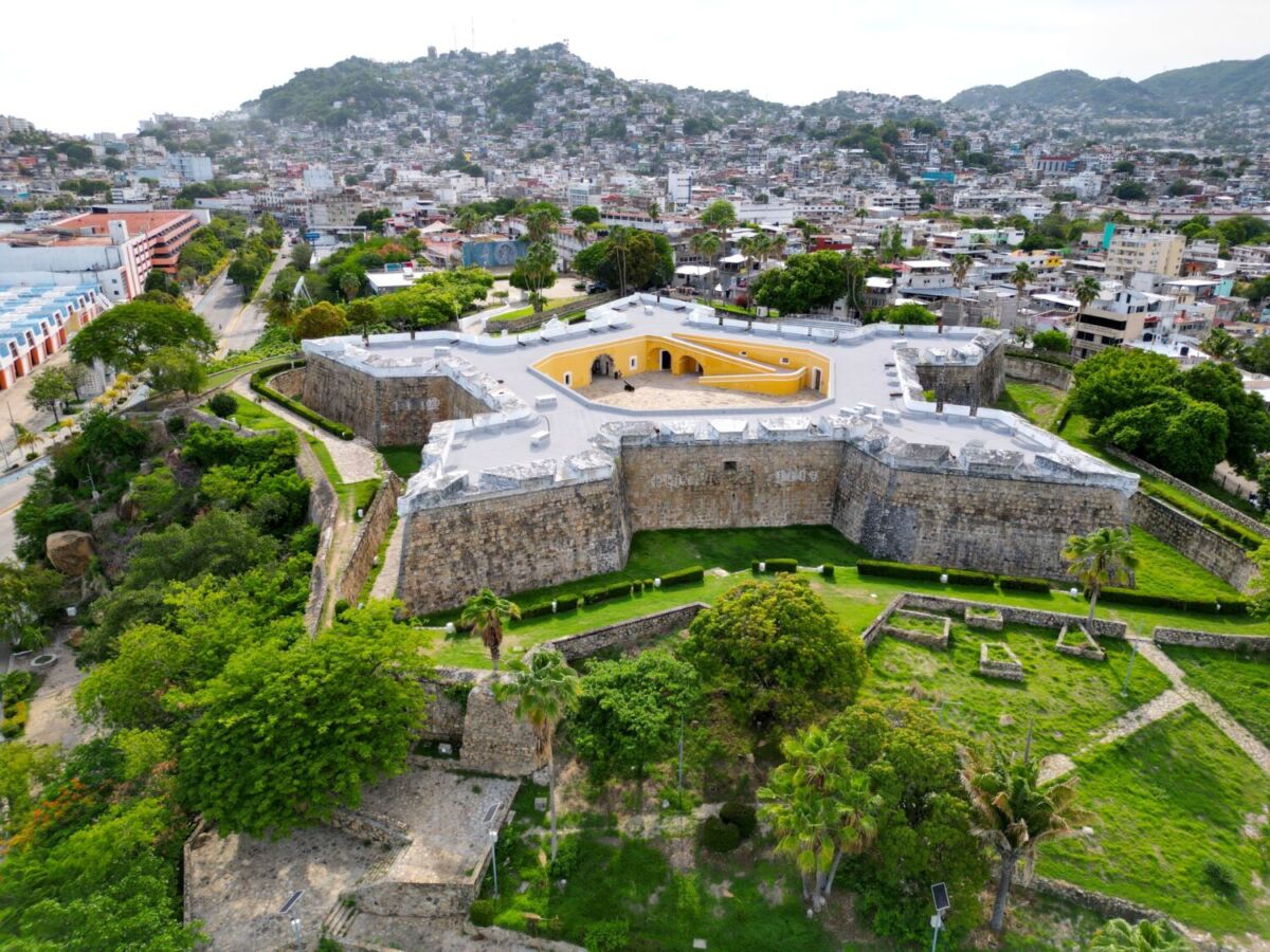 Vista aérea del Museo Histórico de Acapulco Fuerte de San Diego