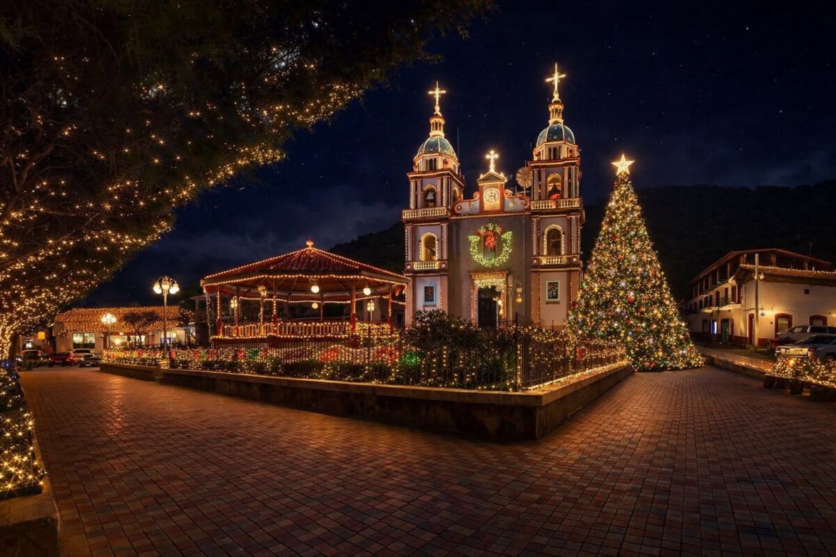 decoraciones navideñas en el pueblo de navidad, jalisco