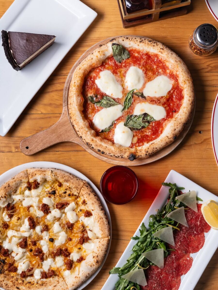 pizza napolitana y platos italianos