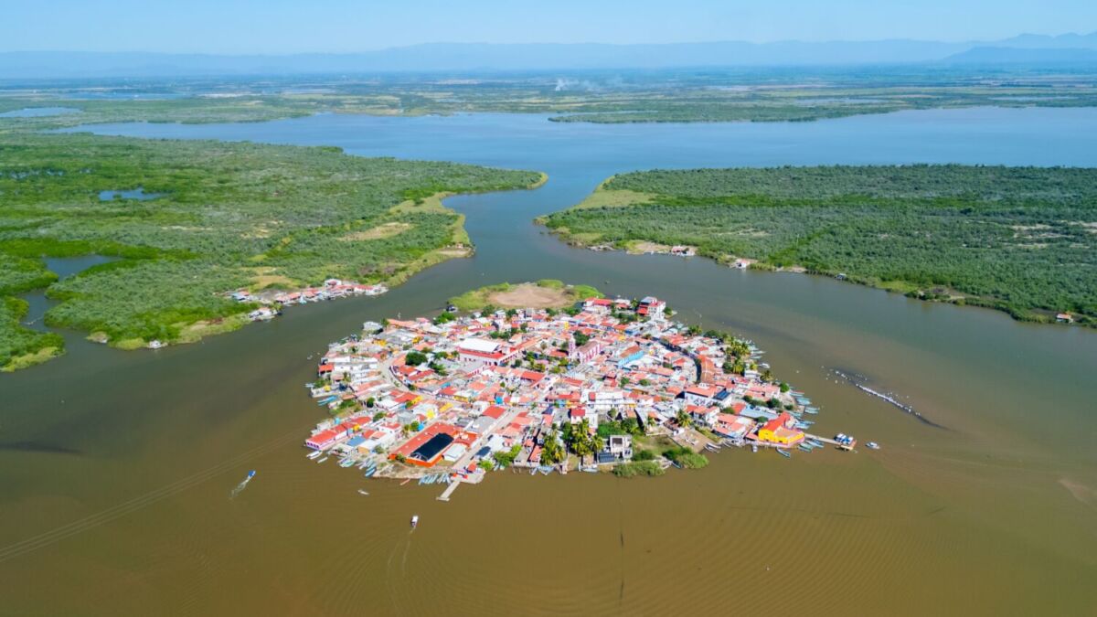 Vista aérea de Mexcaltitán, Pueblo Mágico de Nayarita 