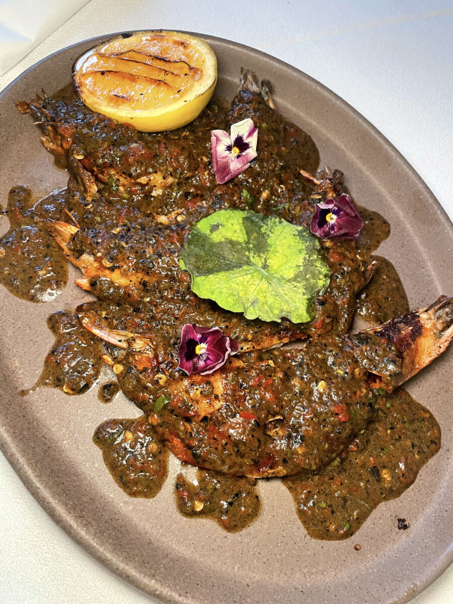 Camarones a la mantequilla en Biggie's Restaurante
