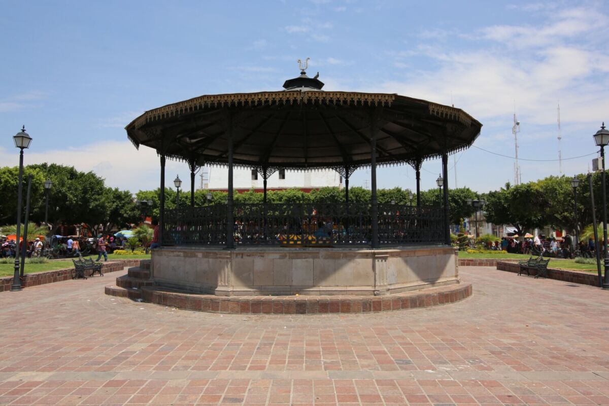 quiosco de Santa Cruz Juventino Rosas