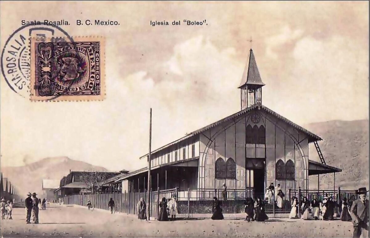 Antigua foto de la Iglesia de Santa Bárbara en Santa Rosalía, Baja California Sur 