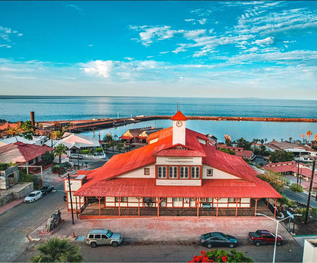 Vista panorámica de Santa Rosalía, un Pueblo Mágico de Baja California Sur 