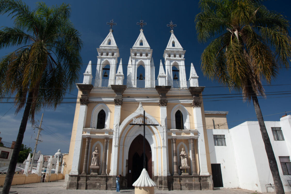fachada de un templo religioso en Tonalá, Jalisco 