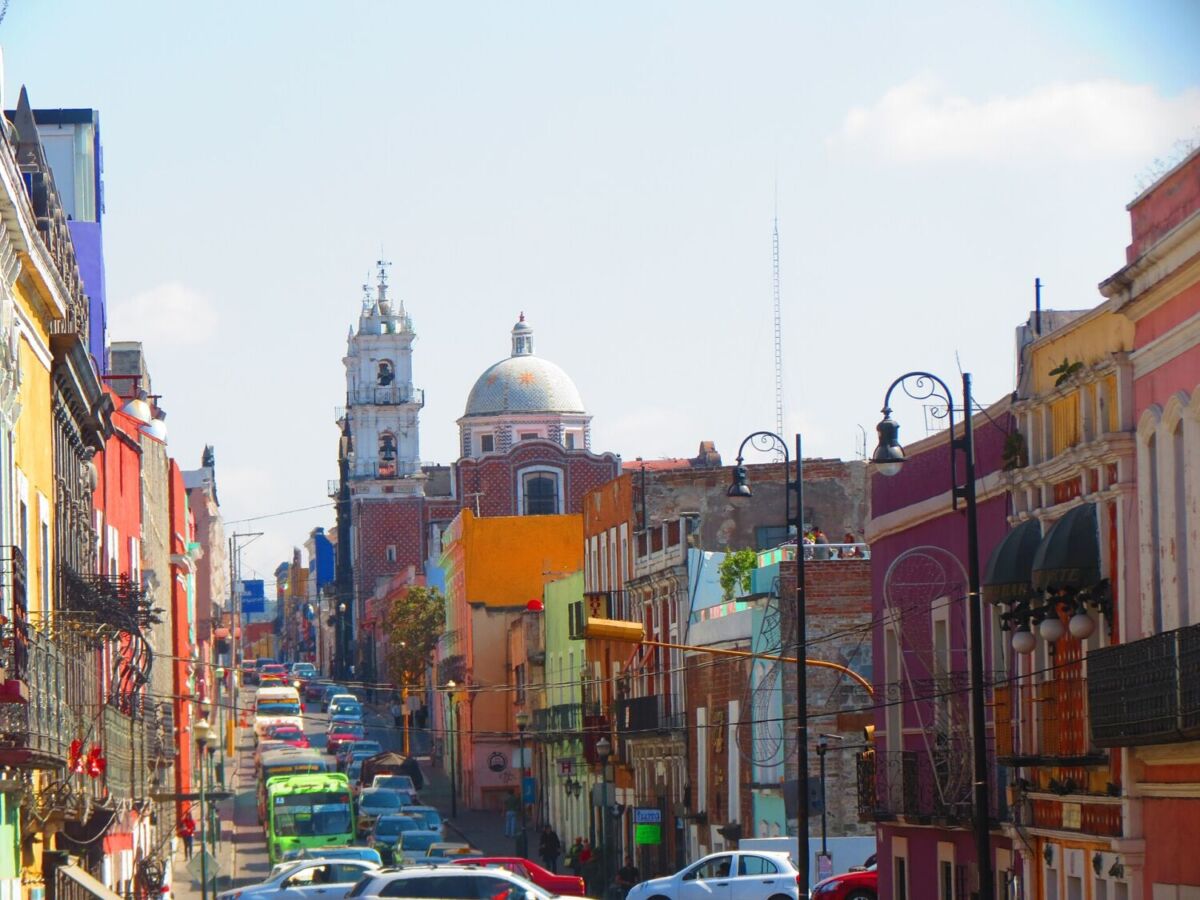 casonas coloridas de la época colonial