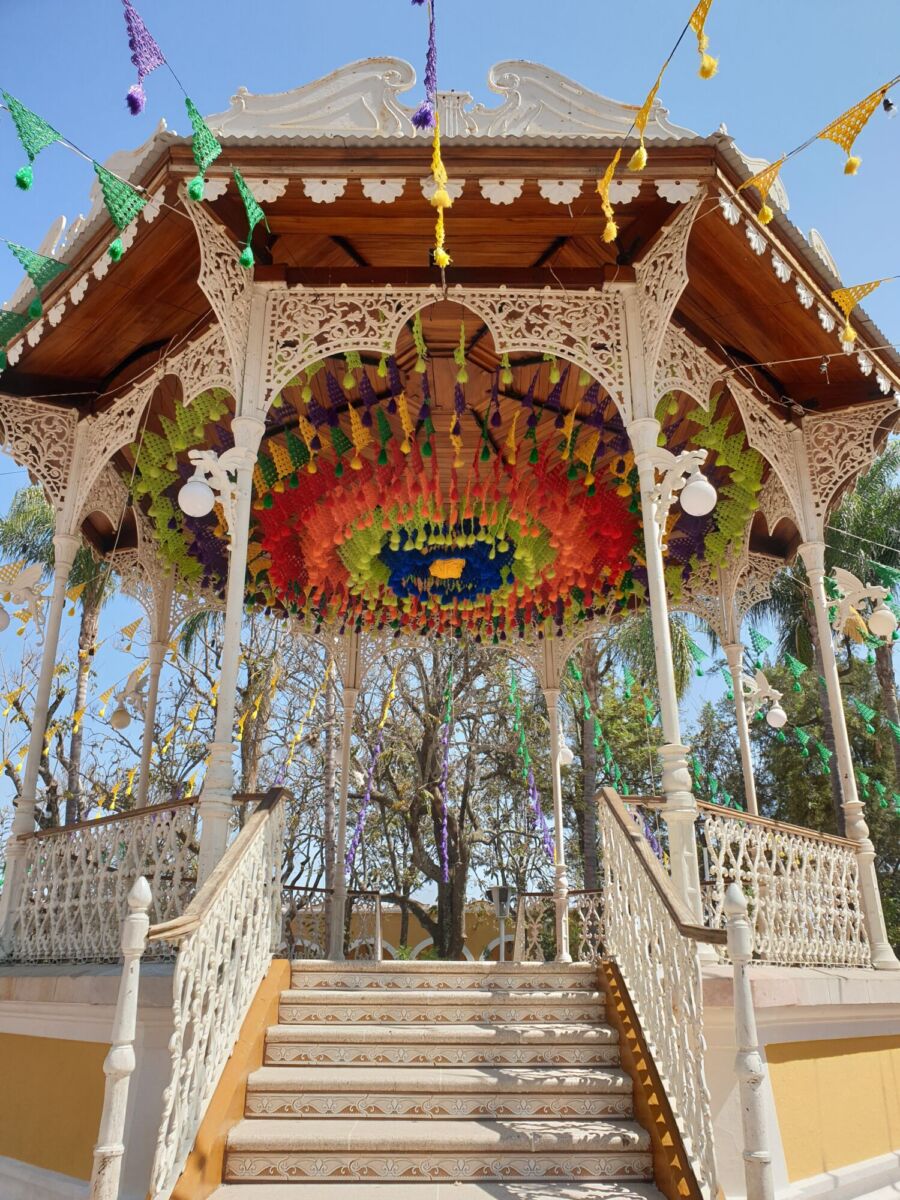 Pabellón decorado para fiestas patronales