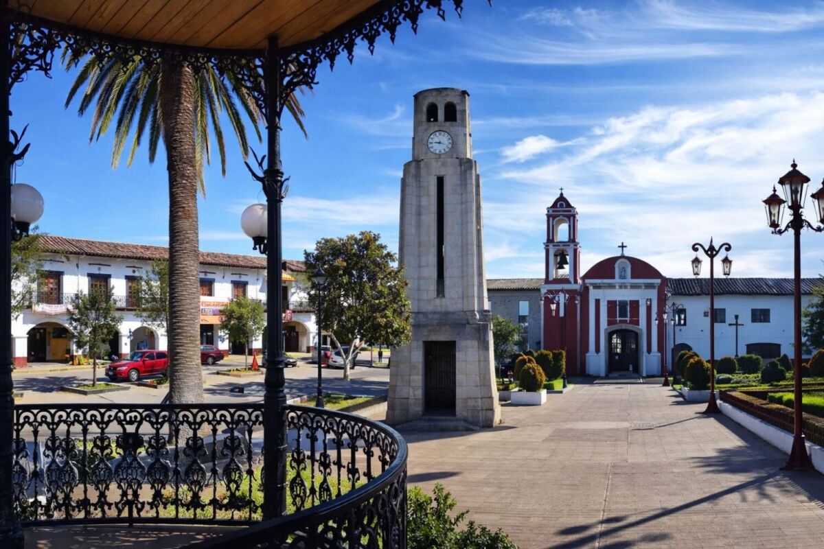 Vista panorámica de la Plaza Principal de Acaxochitlán en Hidalgo