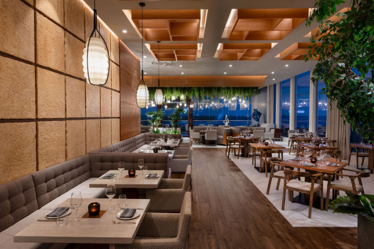 Restaurante La Luce en el hotel Hilton Cancun Mar Caribe All-Inclusive Resort 