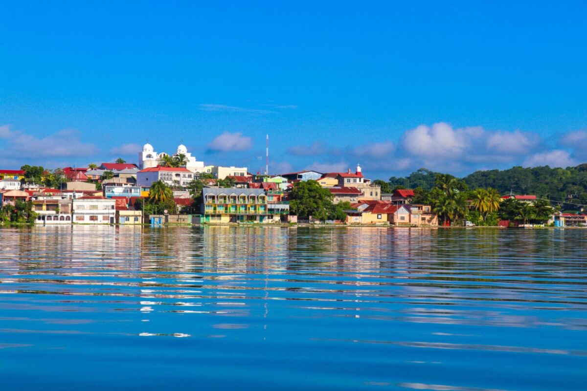 Isla de Flores, Guatemala