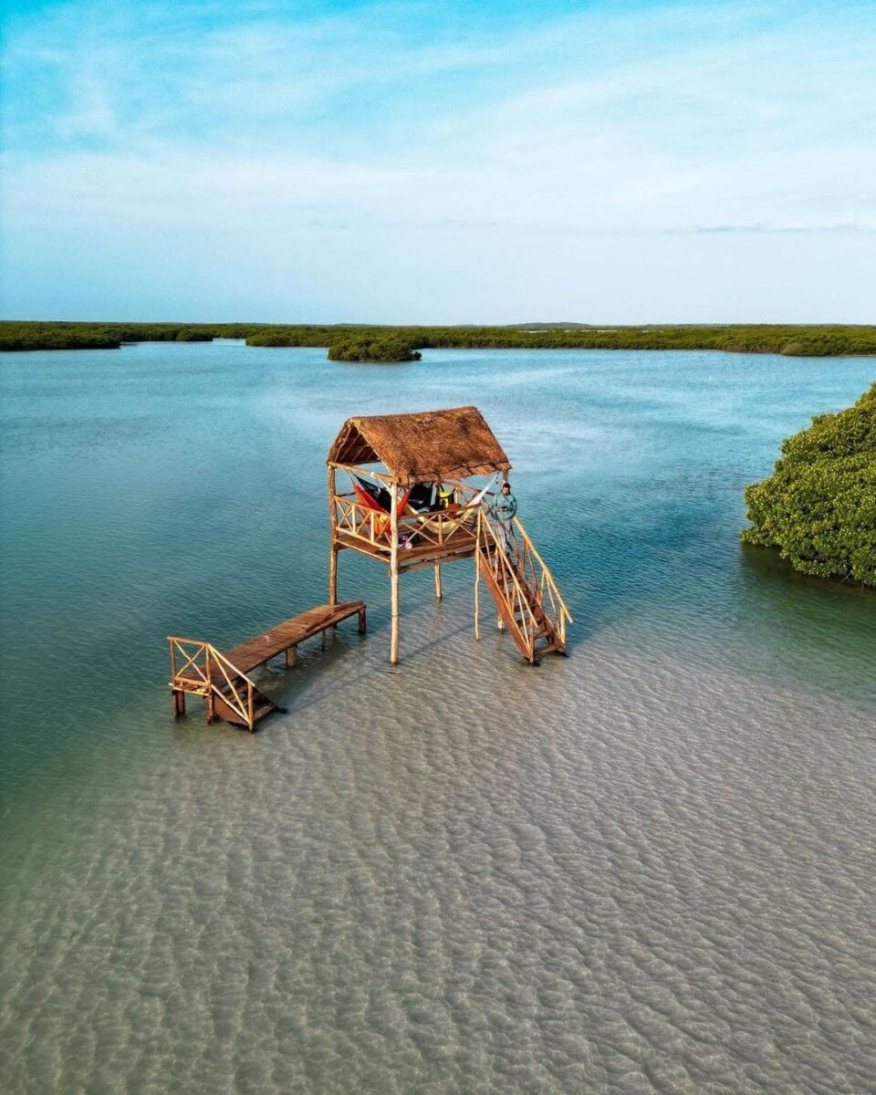 Vista aérea de la Isla de los Columpios en Yucatán 