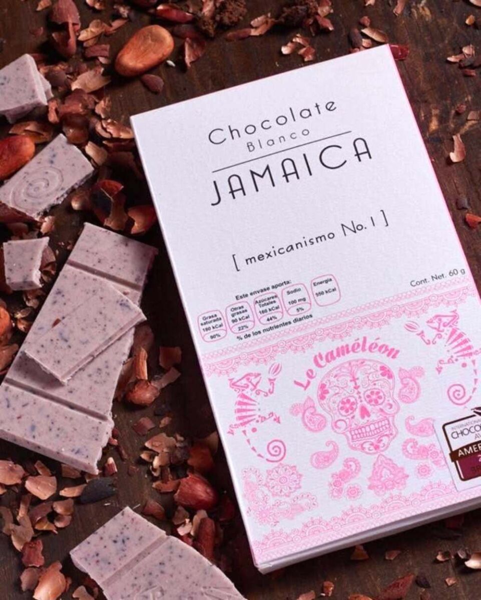 Chocolate blanco con flor de jamaica 