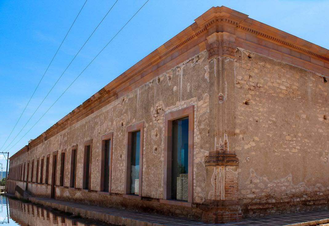 Casas de piedra en el pueblo mágico mineral de pozos