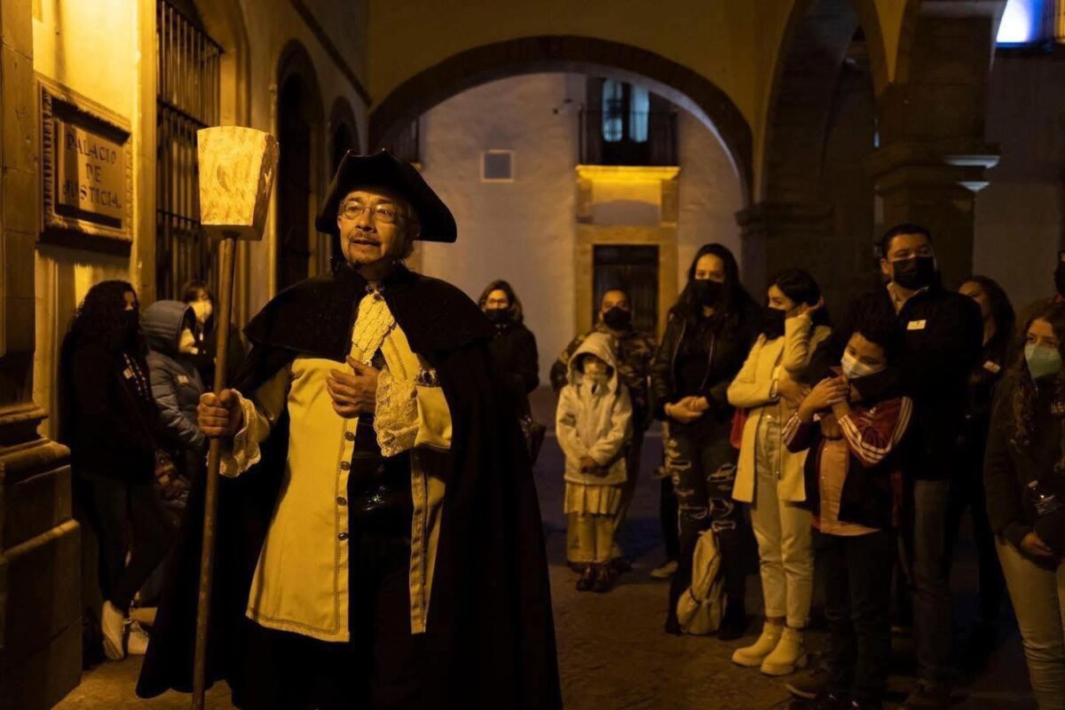 Paseos nocturnos con música y leyendas por estos pueblos llenos de folclor en México