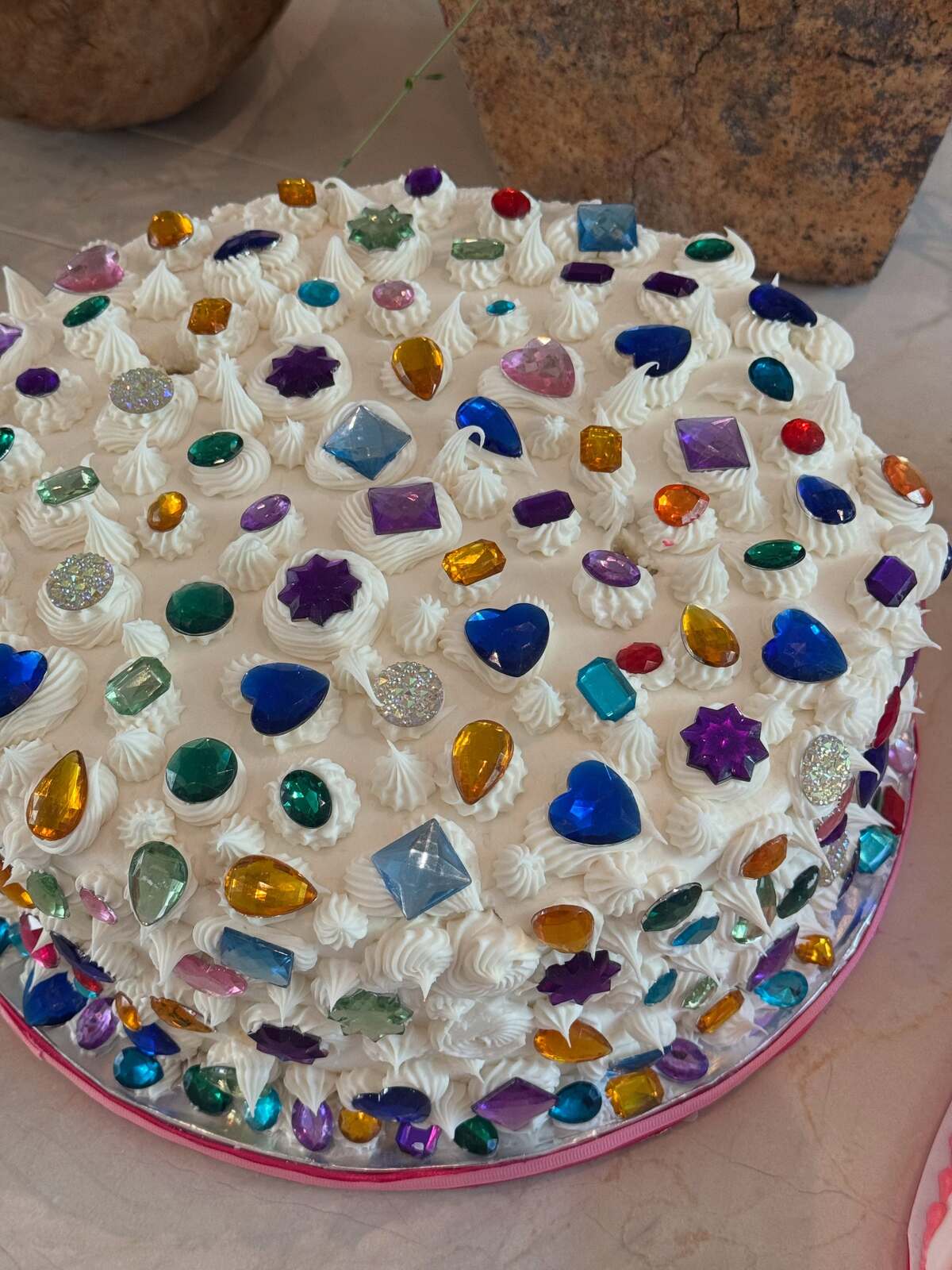 Pastelerías en la CDMX donde puedes mandar a hacer tu ‘gem cake’ como el de Kylie Jenner Pastelerías en la CDMX donde puedes mandar a hacer tu ‘gem cake’ como el de Kylie Jenner