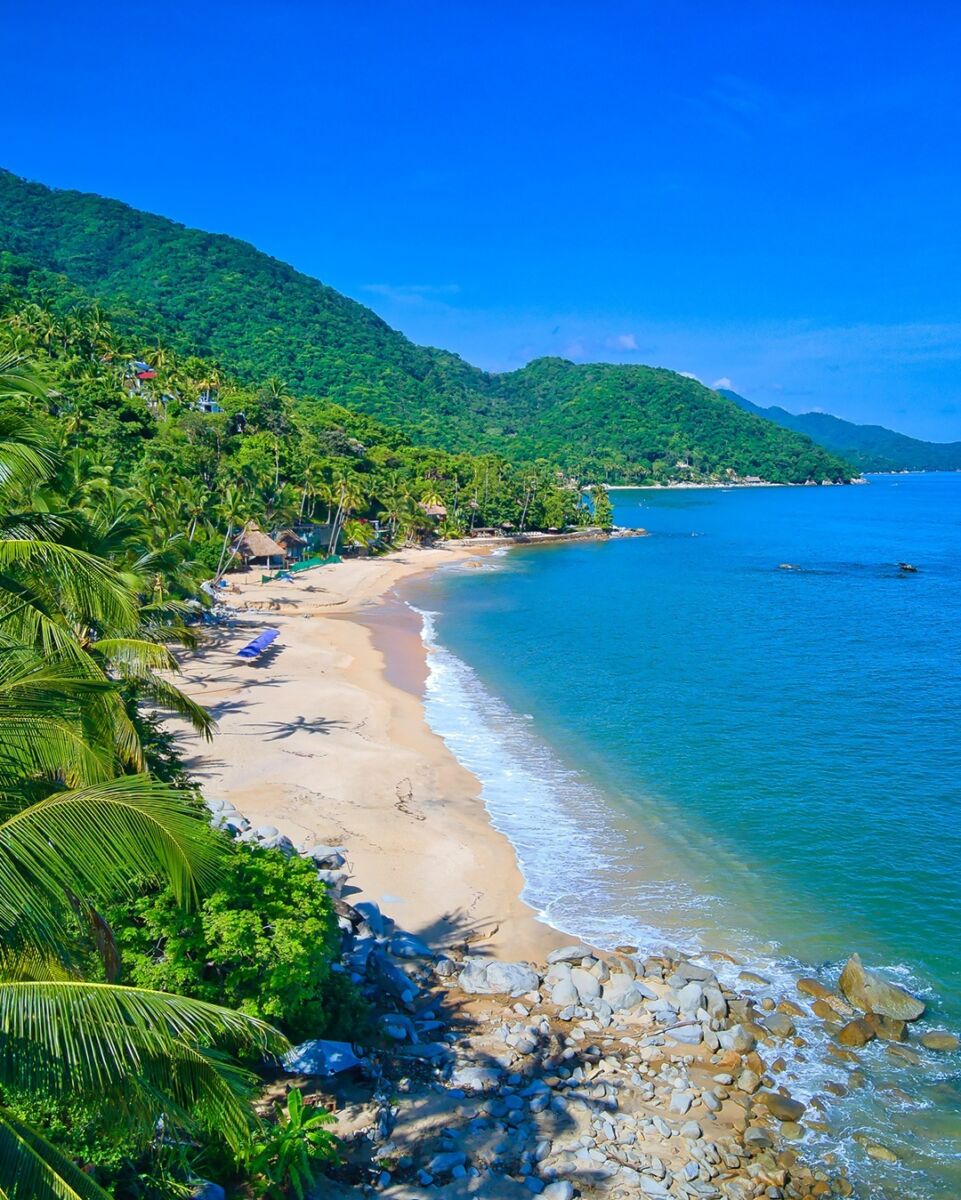 vista aérea de Playa Caballo, Puerto Vallarta