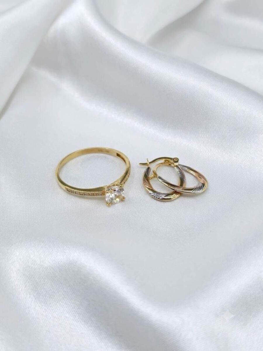 Anillos de oro a la venta en una joyería de Iguala, Guerrero 