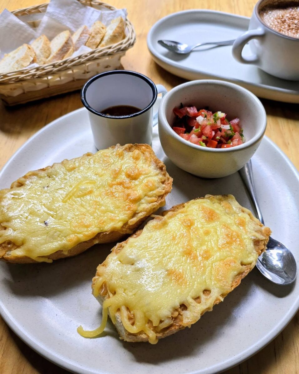 molletes