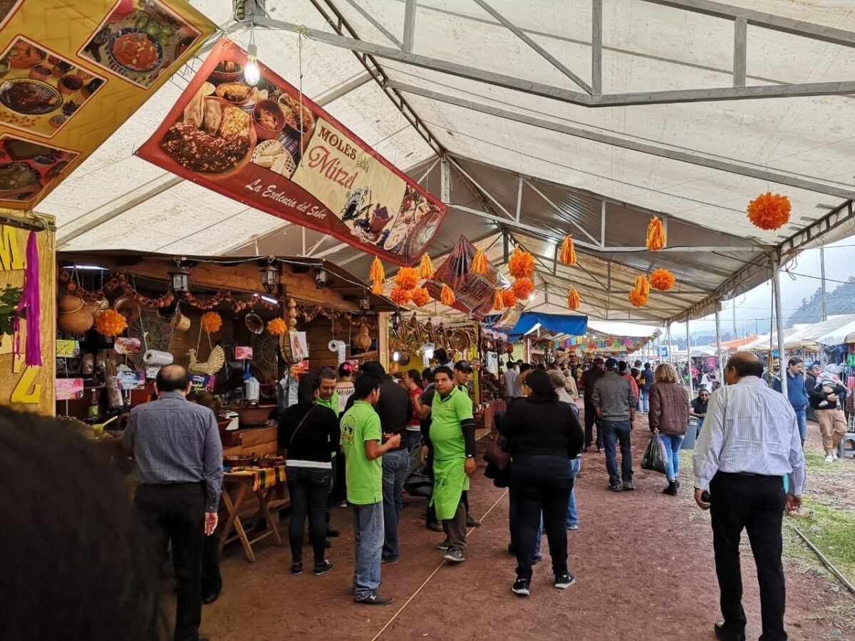 Feria Nacional del Mole en San Pedro Atocpan