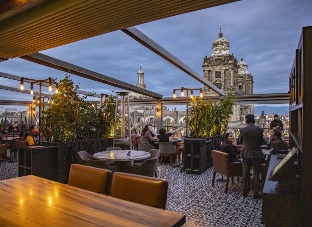 restaurante con vista al cielo cerca del zócalo
