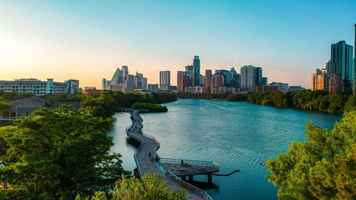 vista panorámica de lady bird lake en Austin