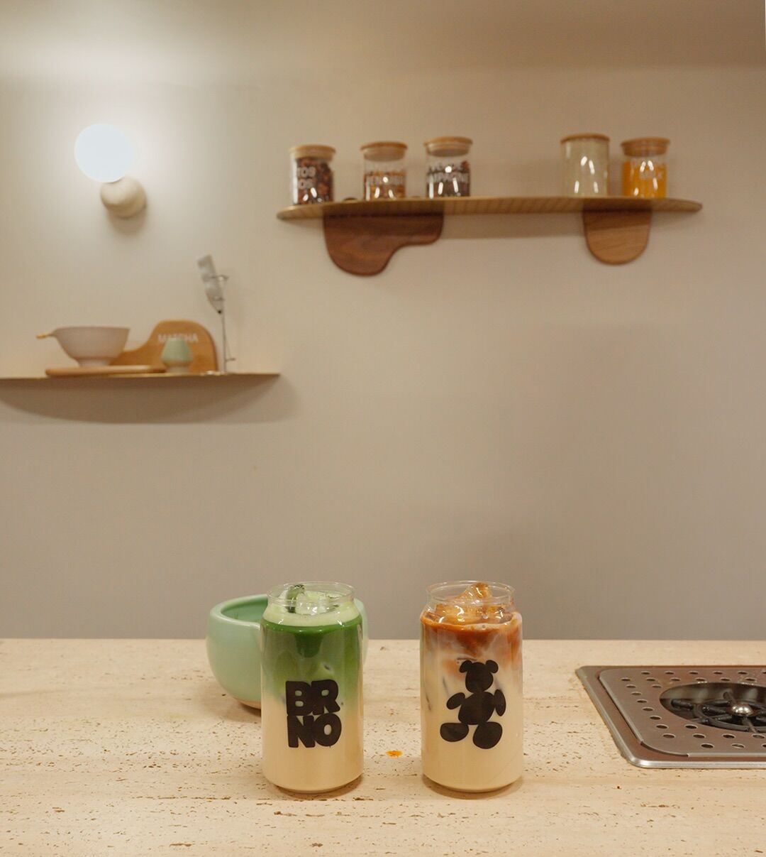 matcha latte y chai latte