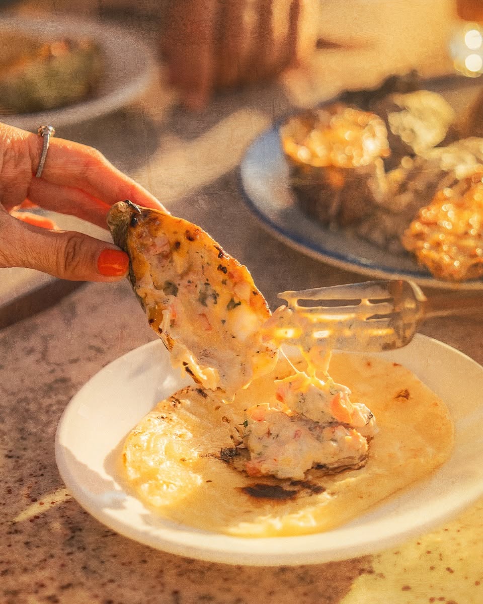 almeja con queso y tortilla de harina