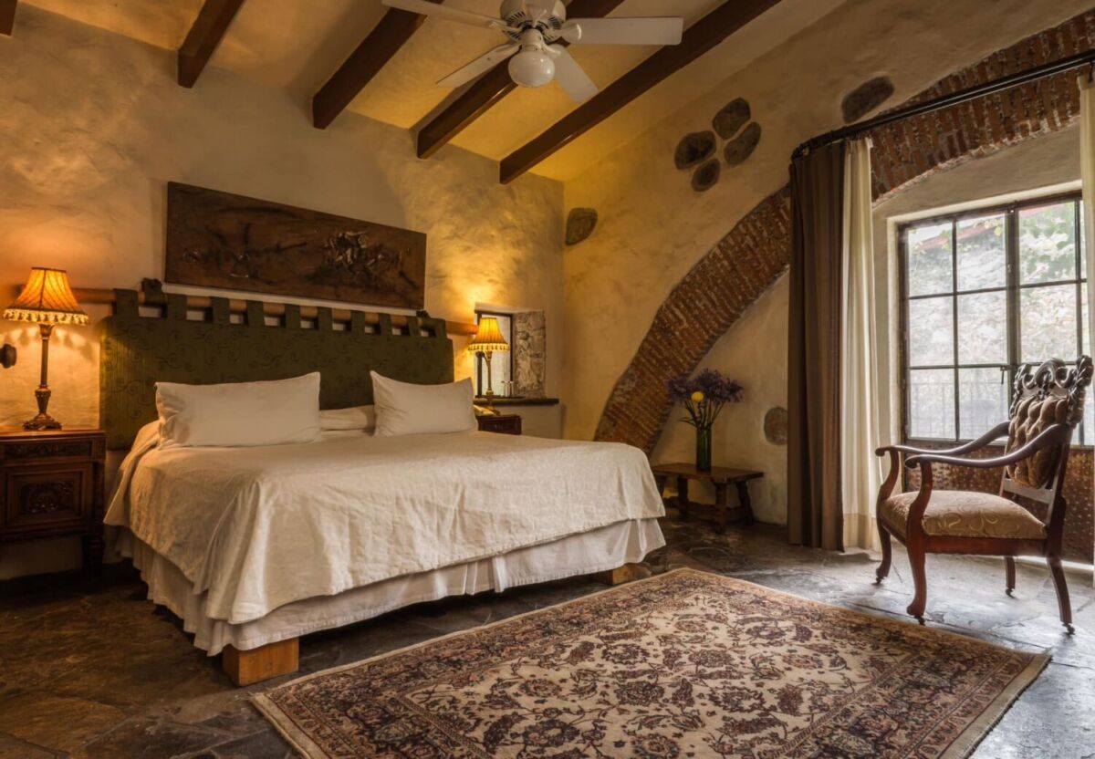 Suite de piedra en la Hacienda San Gabriel de las Palmas