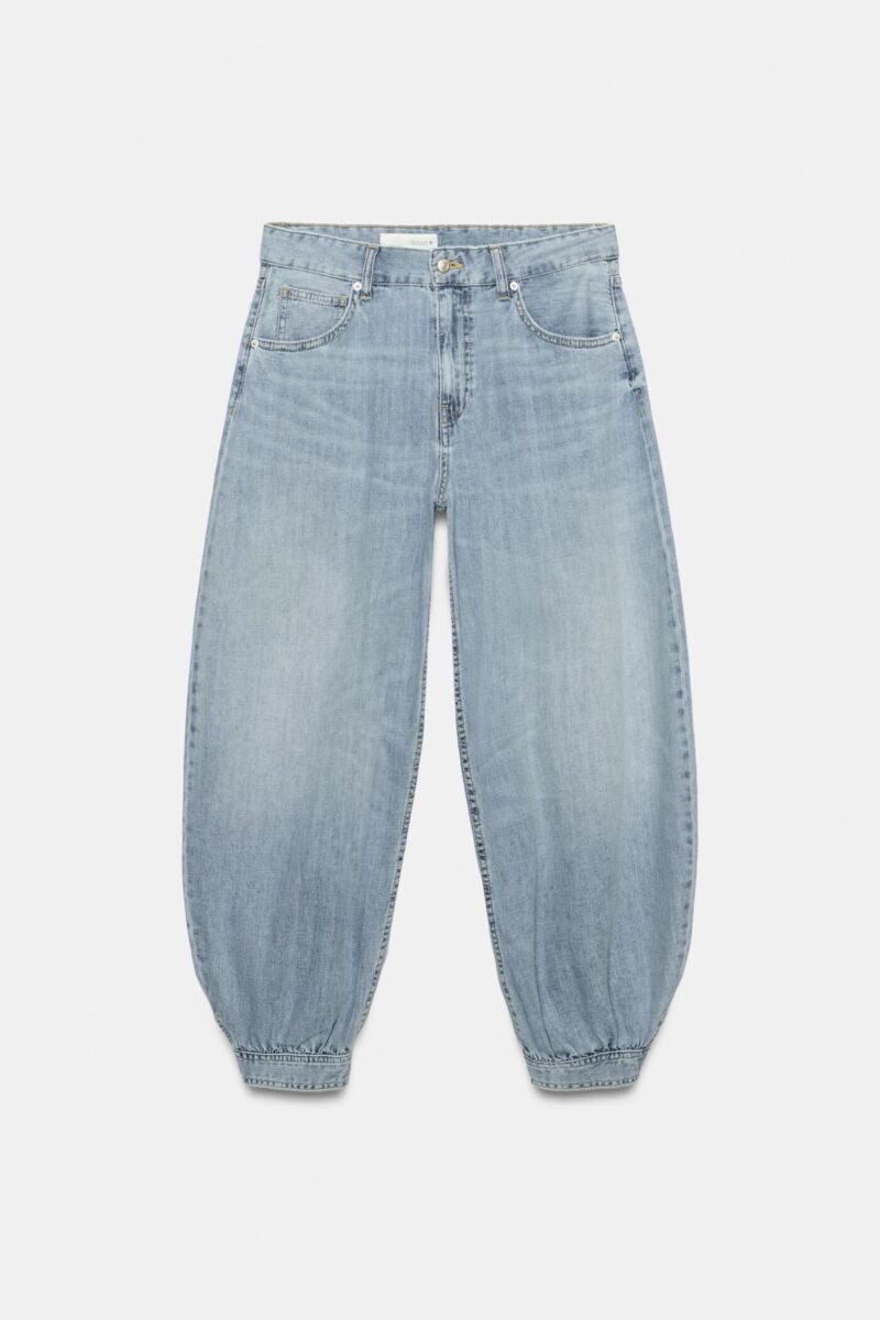 jeans con silueta bombacha 