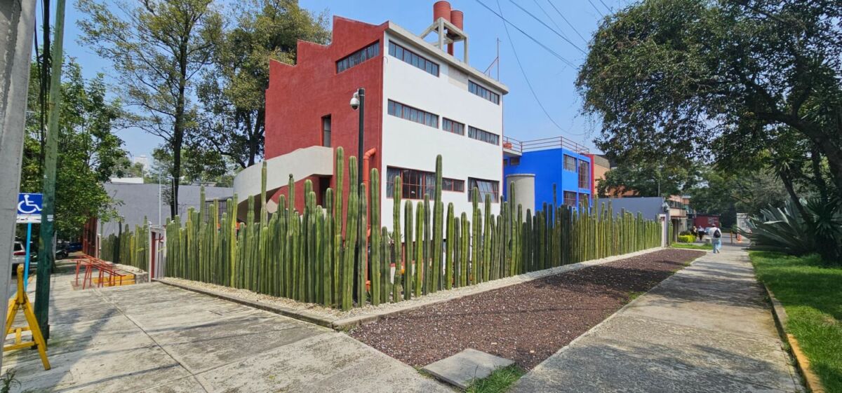 Vista panorámica de la Museo Casa Estudio Diego Rivera y Frida Kahlo en San Ángel Inn, CDMX