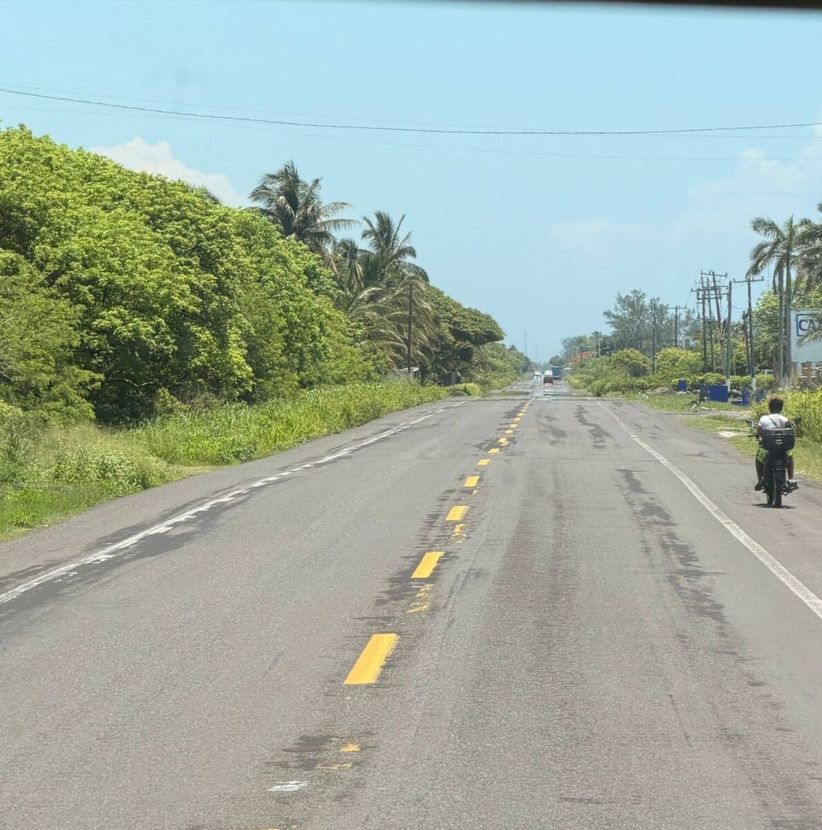 Camino a Playa Casitas, un pueblo pesquero de Veracruz 