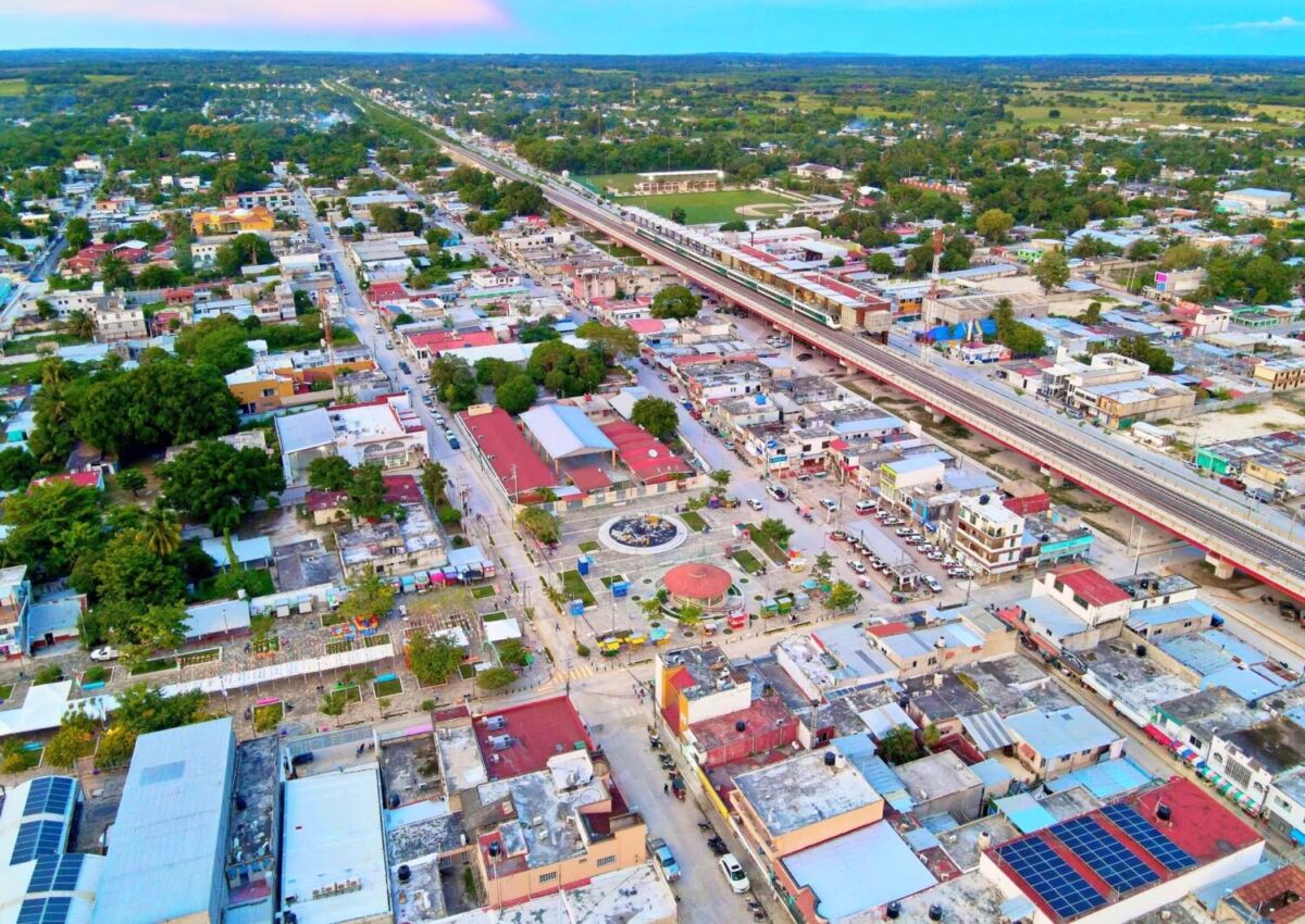 Vista panorámica del Pueblo Mágico de Candelaria en Campeche