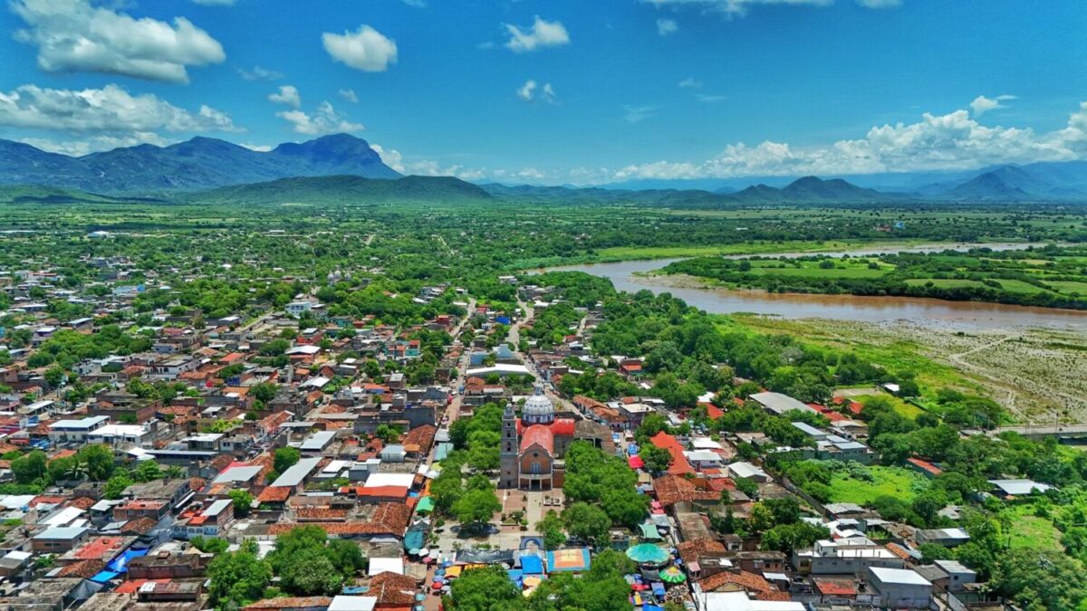 Foto panorámica de pueblo Tlapehuala en Guerrero