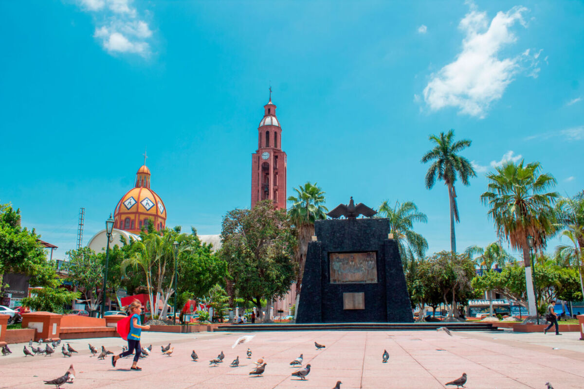 Plaza de los Constituyentes, Apatzingán, Michoacán