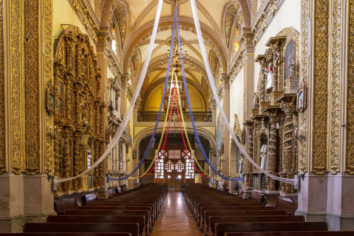 Interior de la Parroquia de San Luis Obispo en Huamantla, Tlaxcala